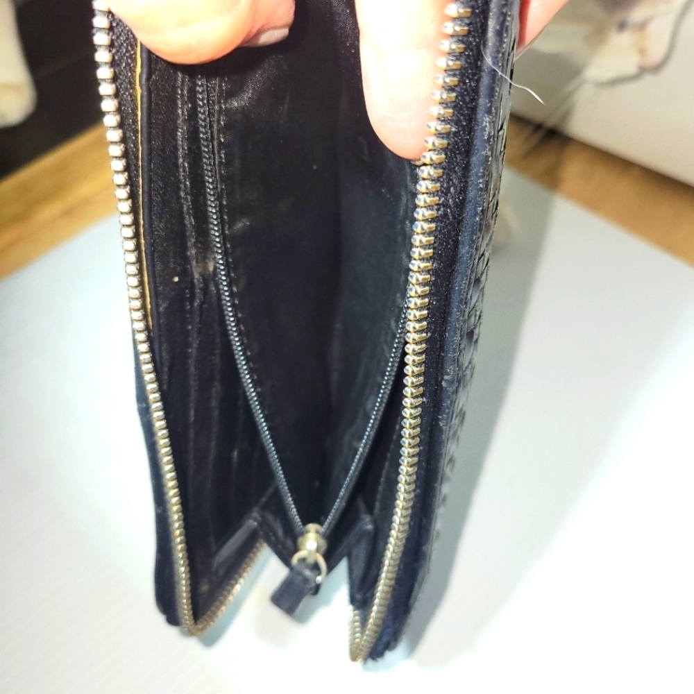 ❤️ 3 for $35 Coach leather woven long zip around large wallet black gray silver - Picture 8 of 11